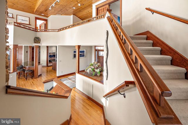 5711 WATERSIDE DR, Berlin, MD 21811