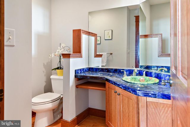 5711 WATERSIDE DR, Berlin, MD 21811