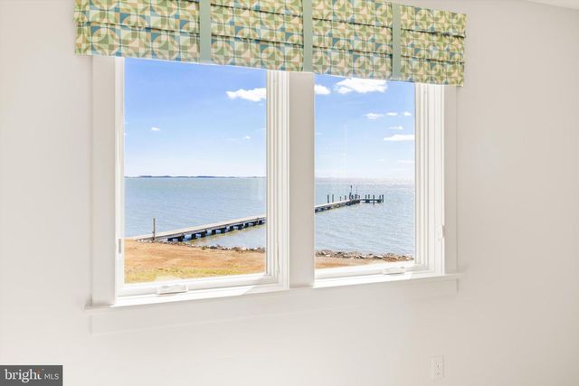 5711 WATERSIDE DR, Berlin, MD 21811