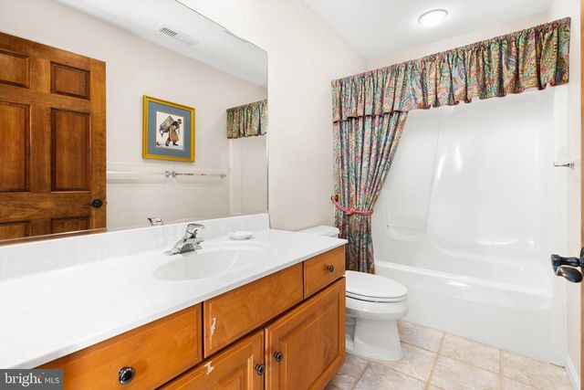 5711 WATERSIDE DR, Berlin, MD 21811