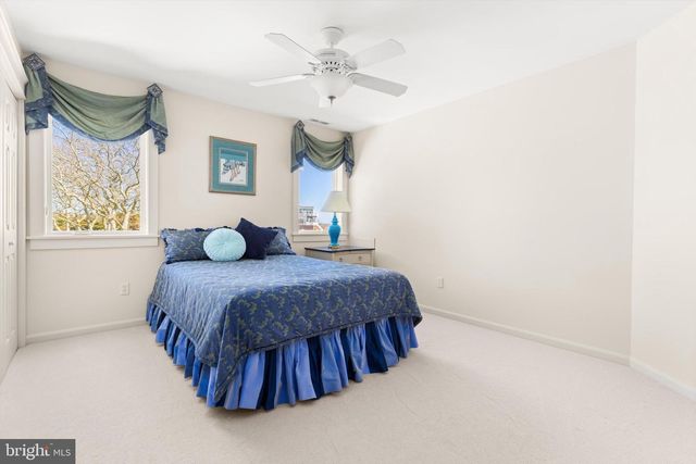 5711 WATERSIDE DR, Berlin, MD 21811