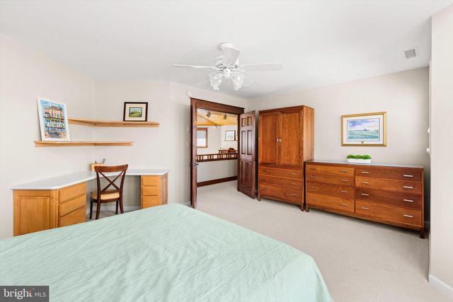 5711 WATERSIDE DR, Berlin, MD 21811