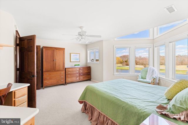 5711 WATERSIDE DR, Berlin, MD 21811