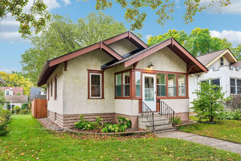 2315 Cleveland Street NE, Minneapolis, MN 55418
