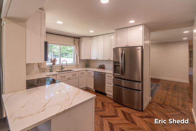 222 East Avenue, Fremont, MI 49412