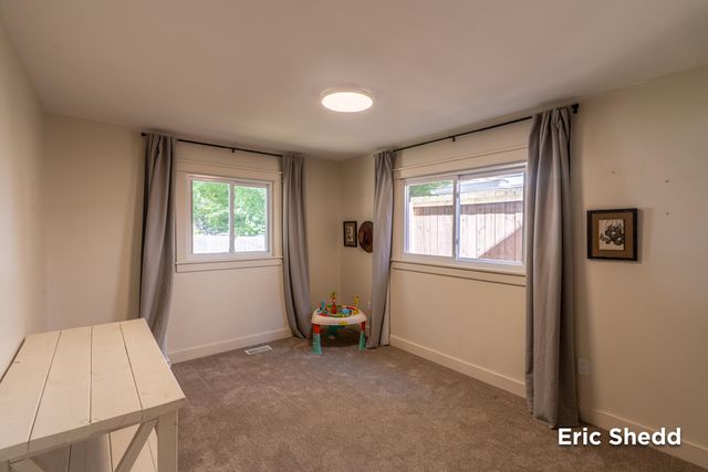 222 East Avenue, Fremont, MI 49412