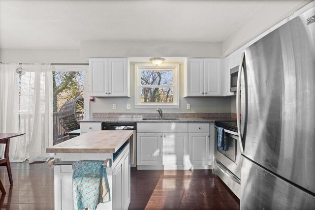 1627 N Chester Road, Hixson, TN 37343