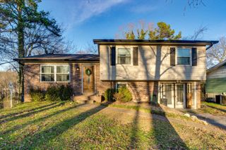 1627 N Chester Road, Hixson, TN 37343