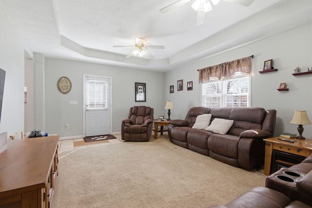 740 W BRUTON ST, Centralia, MO 65240