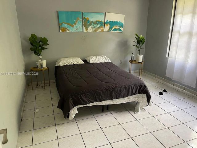 638 SW 15th Avenue, Miami, FL 33135