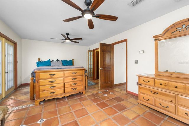 340 SE 30TH AVENUE, Trenton, FL 32693