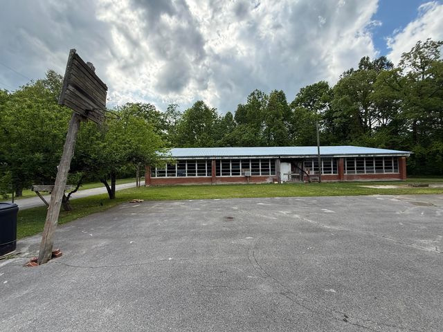 100 Nolan Lane, Somerset, KY 42501
