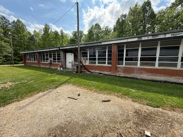 100 Nolan Lane, Somerset, KY 42501