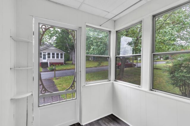 19 3rd Street, Inman, SC 29349