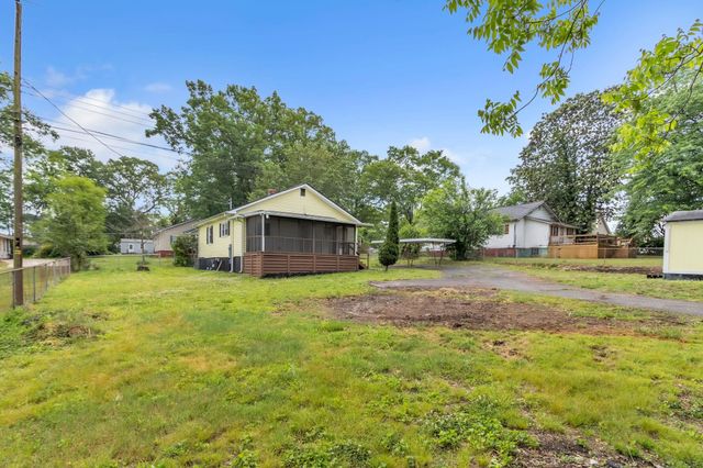 19 3rd Street, Inman, SC 29349