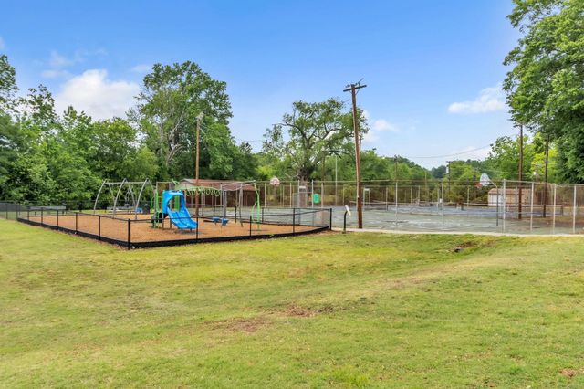 19 3rd Street, Inman, SC 29349
