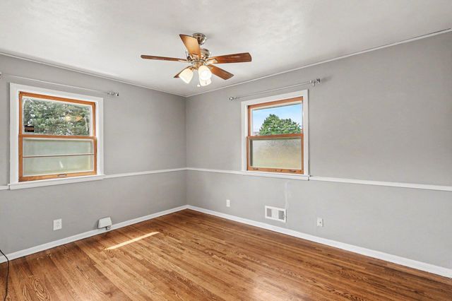 2842 Lexington Avenue S, Eagan, MN 55121