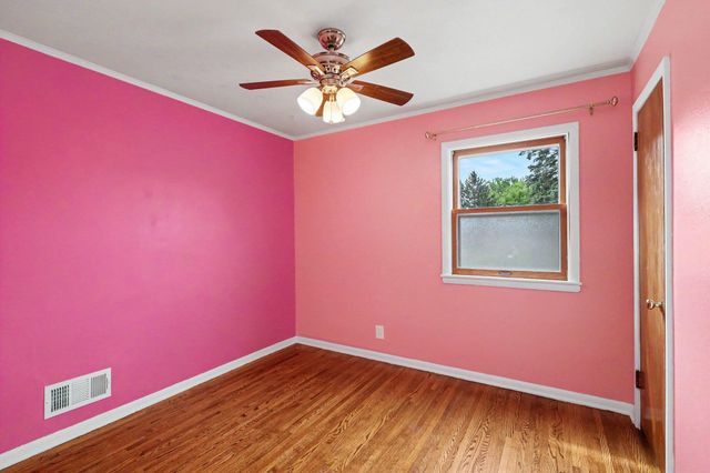 2842 Lexington Avenue S, Eagan, MN 55121