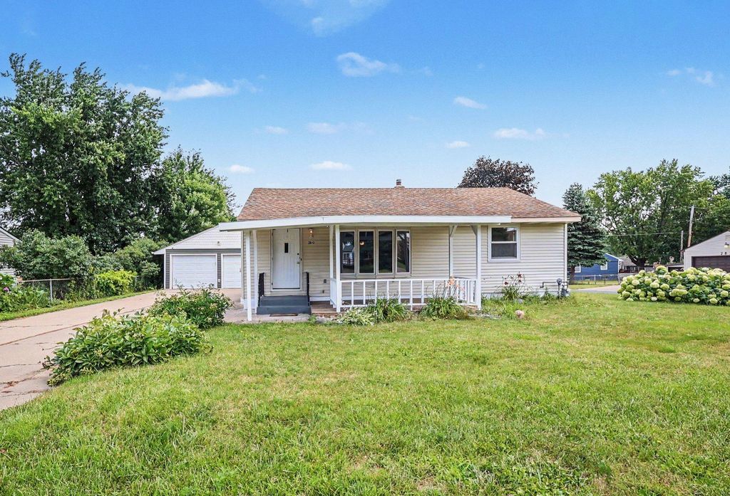 2842 Lexington Avenue S, Eagan, MN 55121