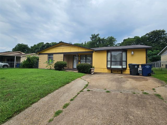 119 Palm Oak Drive, Dallas, TX 75217
