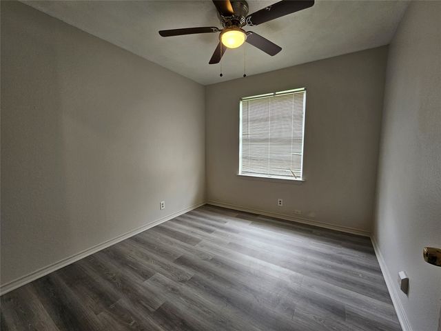 119 Palm Oak Drive, Dallas, TX 75217