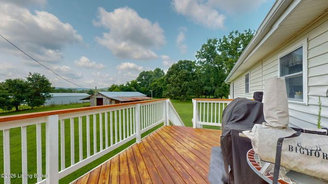 253 Country Manor Ln, Shepherdsville, KY 40165