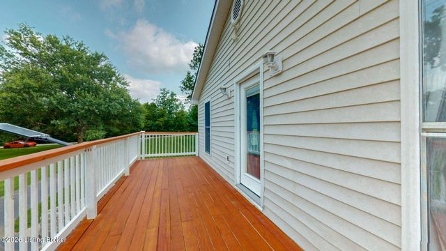 253 Country Manor Ln, Shepherdsville, KY 40165