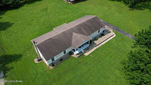 253 Country Manor Ln, Shepherdsville, KY 40165