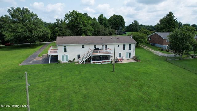 253 Country Manor Ln, Shepherdsville, KY 40165