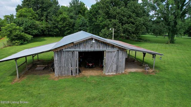 253 Country Manor Ln, Shepherdsville, KY 40165