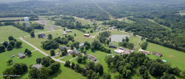 253 Country Manor Ln, Shepherdsville, KY 40165