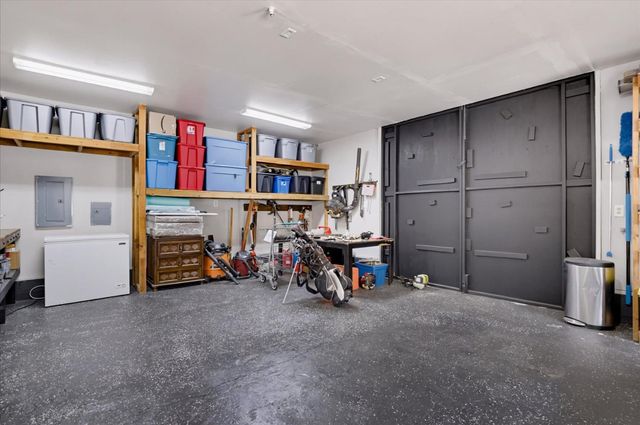 1325 Boole Rd, Applegate, CA 95703