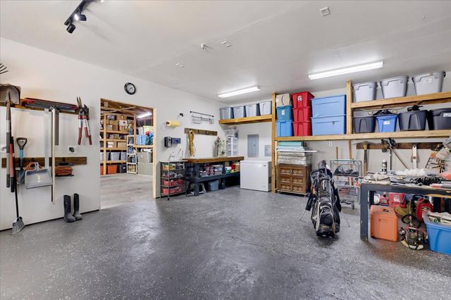 1325 Boole Rd, Applegate, CA 95703