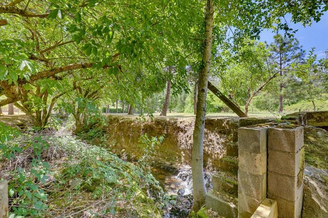 1325 Boole Rd, Applegate, CA 95703