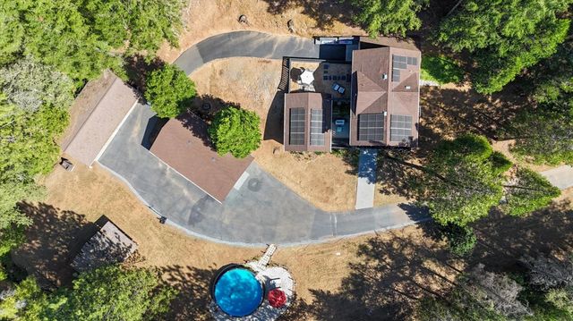 1325 Boole Rd, Applegate, CA 95703