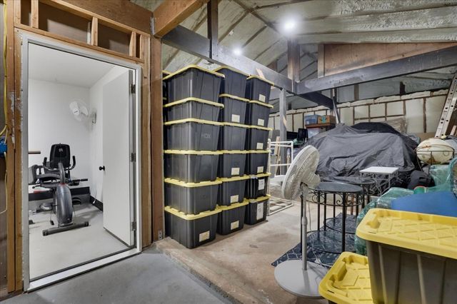1325 Boole Rd, Applegate, CA 95703