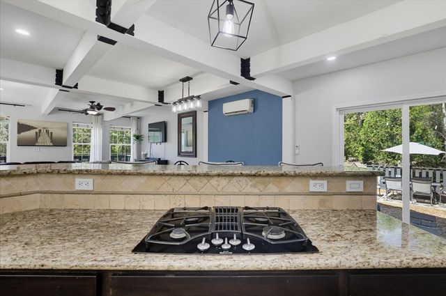 1325 Boole Rd, Applegate, CA 95703