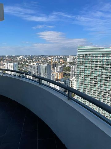 60 SW 13th St 3426, Miami, FL 33130