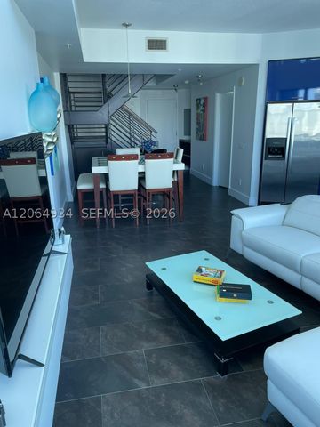 60 SW 13th St 3426, Miami, FL 33130