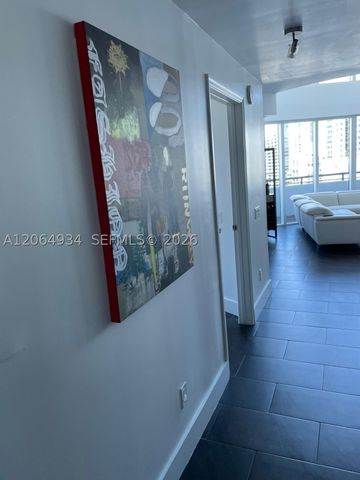 60 SW 13th St 3426, Miami, FL 33130