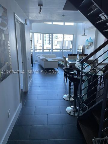 60 SW 13th St 3426, Miami, FL 33130