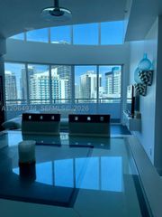 60 SW 13th St 3426, Miami, FL 33130