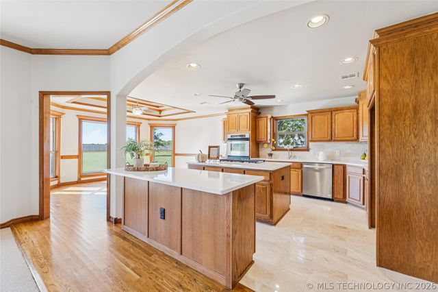16550 E 120th Street N, Collinsville, OK 74021