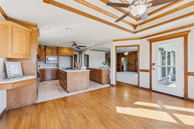 16550 E 120th Street N, Collinsville, OK 74021