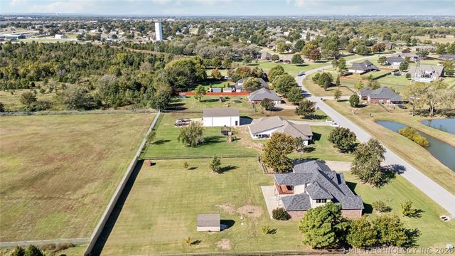 16550 E 120th Street N, Collinsville, OK 74021