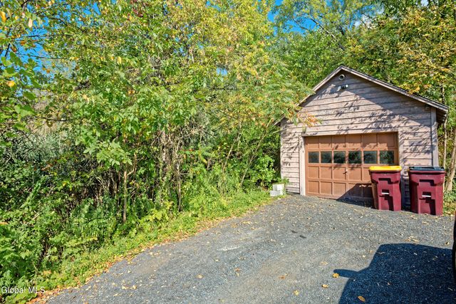 3580 River Road, Rensselaer, NY 12144