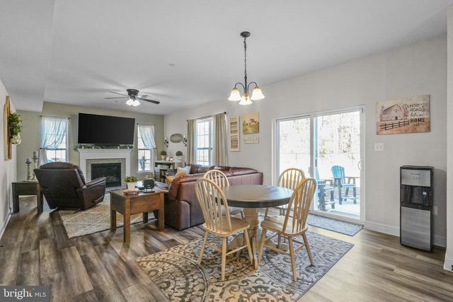 14930 OAKS RD, Charlotte Hall, MD 20622