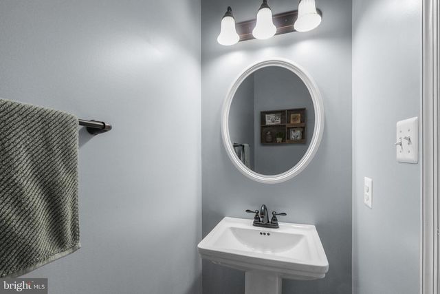 14930 OAKS RD, Charlotte Hall, MD 20622