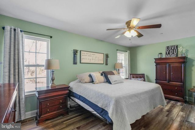 14930 OAKS RD, Charlotte Hall, MD 20622