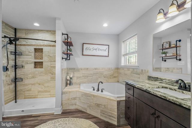 14930 OAKS RD, Charlotte Hall, MD 20622